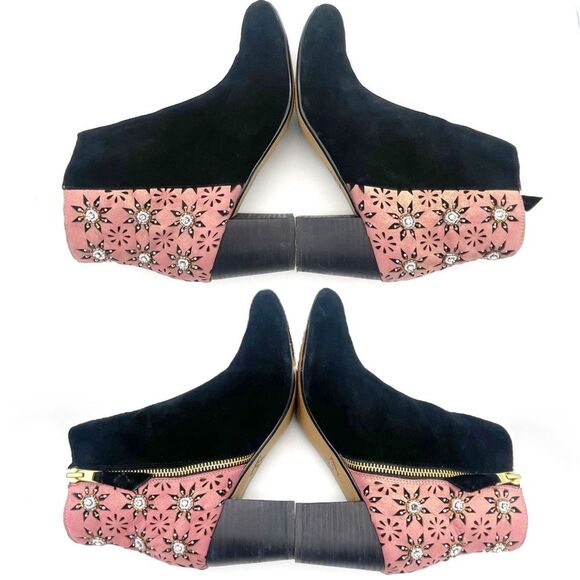 Anthropologie Miss Albright Kaida Beaded Ankle Bootie Black Pink Suede Size 8 - Picture 13 of 16